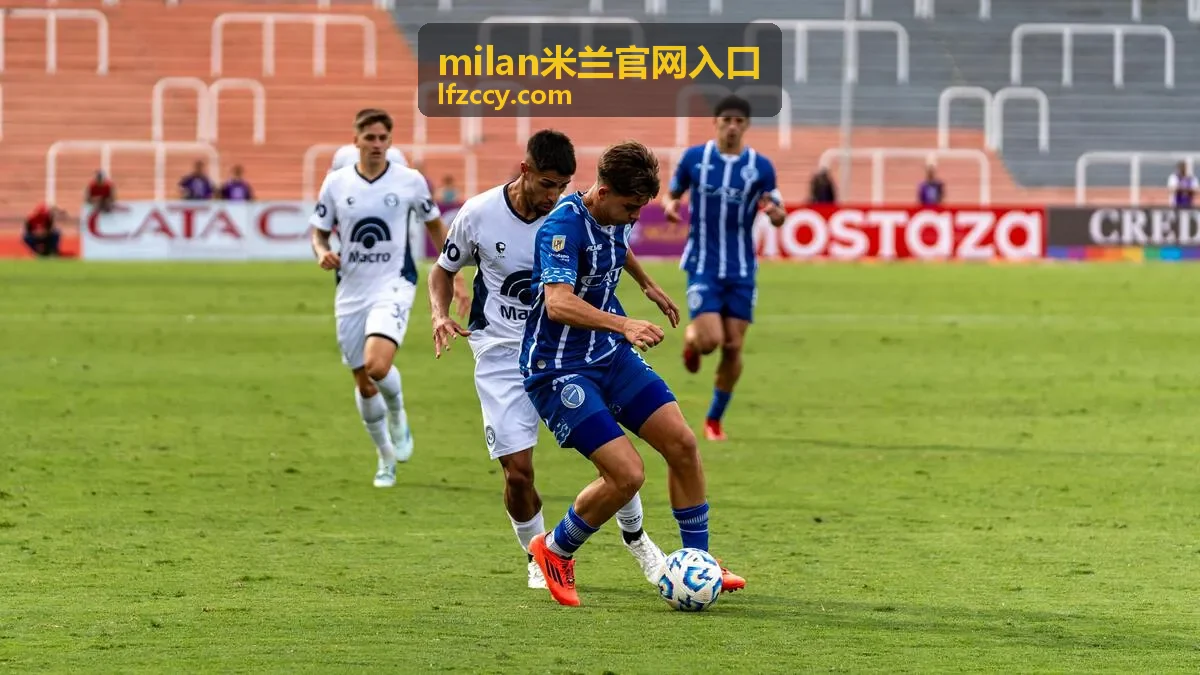 milan米兰官网入口 时尚动向封面示意